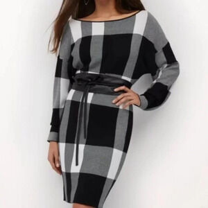 New York and company black/white plaid long sleeve sweater dress size XL NWT